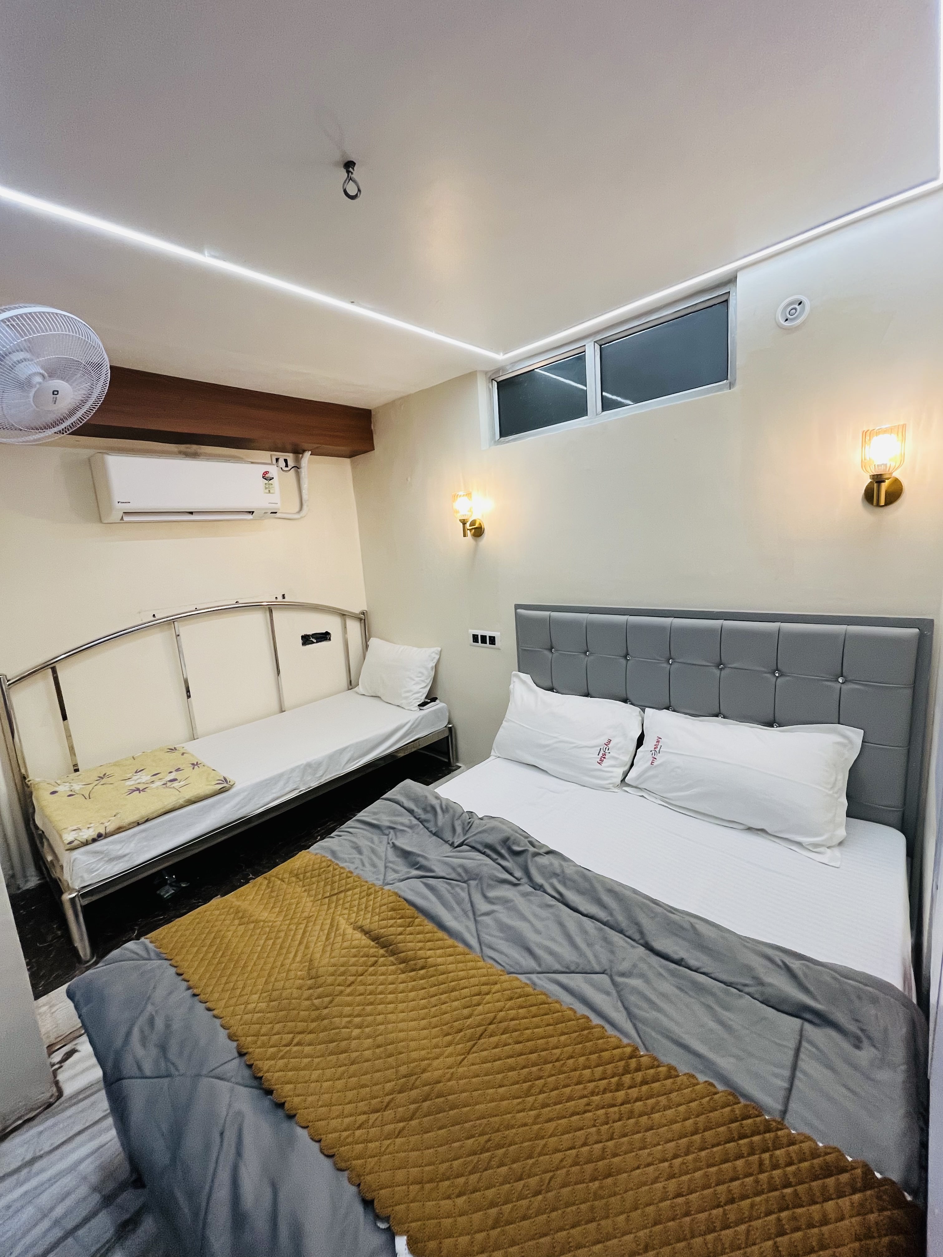 3 beds room near Ghat